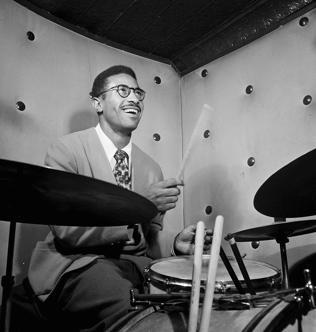 Retrato de Max Roach